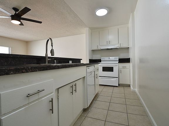 5th image of 4414 Woodman Ave APT 201