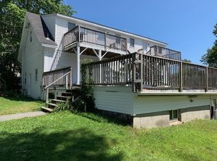 15 Summer St APT 3, Wiscasset, ME 04578