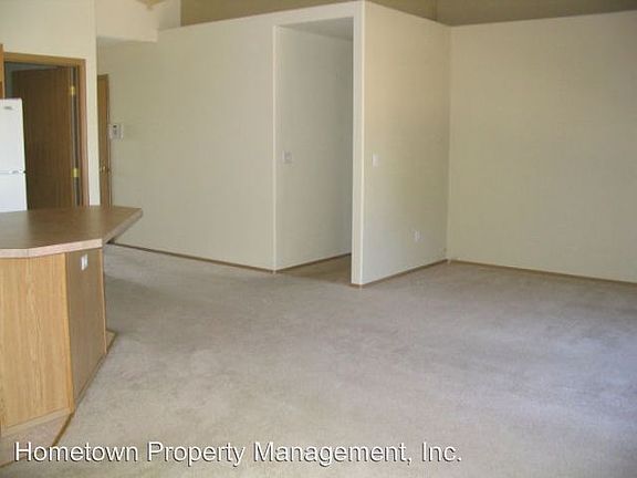 3rd image of 16336 Cascadian Ave SE