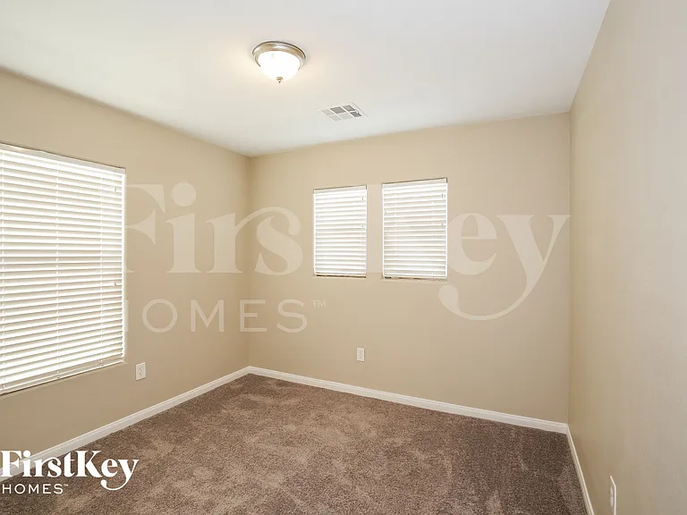 5825 Feral Garden St — Photo 10