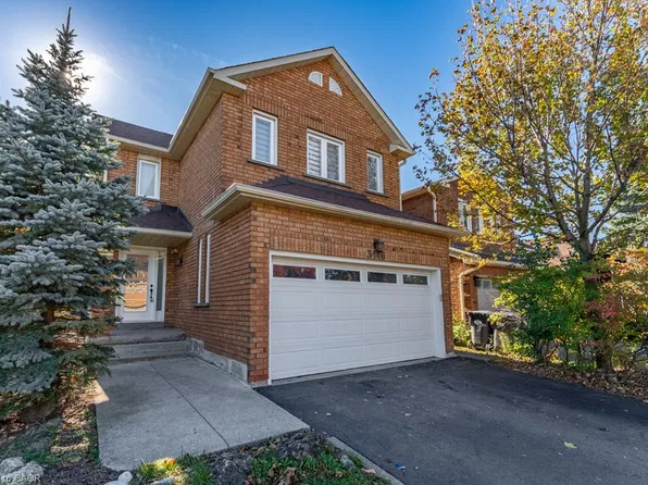 3446 Bertrand Rd, Mississauga, ON L5L 4G4