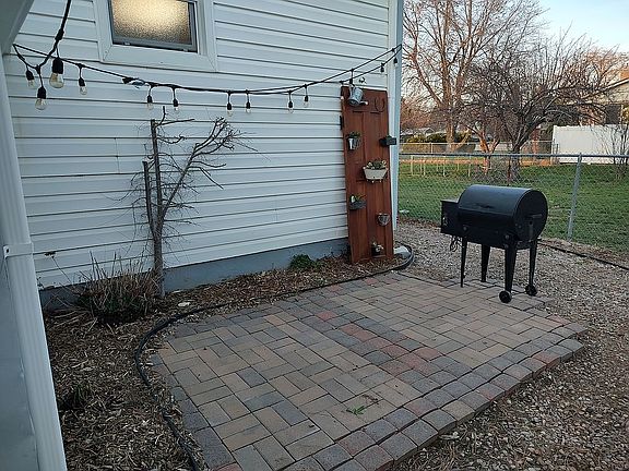 5th image of 5114 E Steele Ave