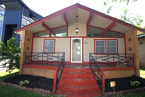 1306 15th Ave S Photo 1