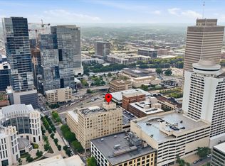 700 Church St APT 902, Nashville, TN 37203