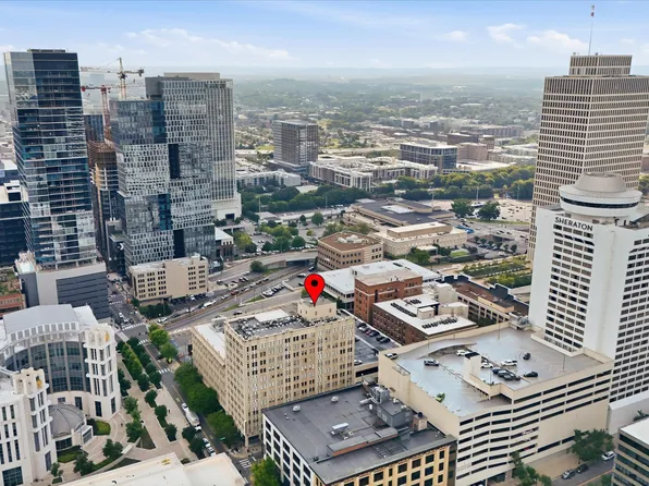 700 Church St APT 902, Nashville, TN 37203