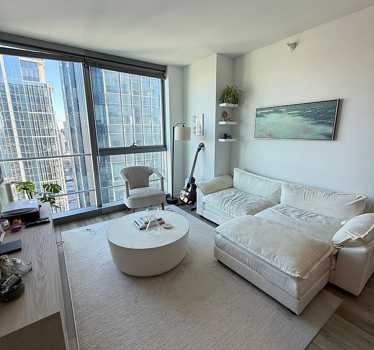 2nd image of 320 W Wolf Point Plz