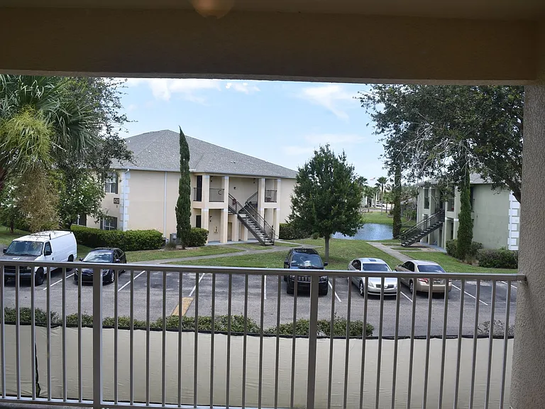 1040 Venetian Dr #203 — Photo 11