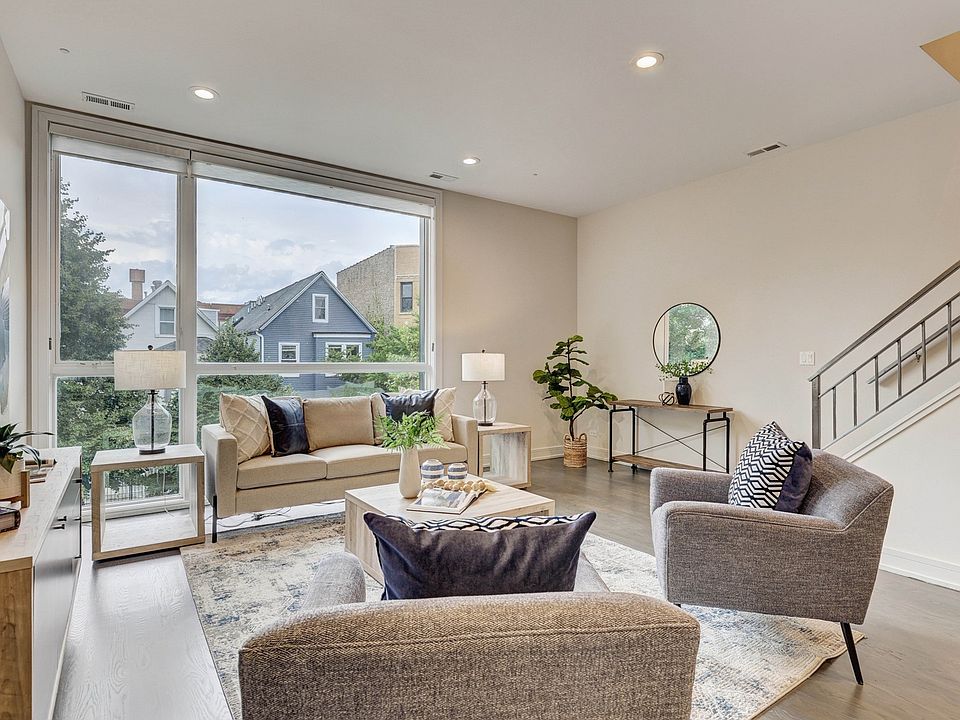 【kota】　OCD シビルディフイェンス　51年11月デッドストック 3115 W Lyndale St #2, Chicago, IL 60647 | Zillow