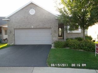 1148 Beaver Creek Pkwy, Maplewood, MN 55119
