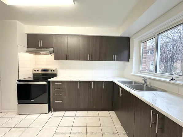 63 Havenbrook Blvd #Townhouse 4, Toronto, ON M2J 1A7