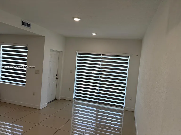 25680 SW 143rd Path — Photo 6