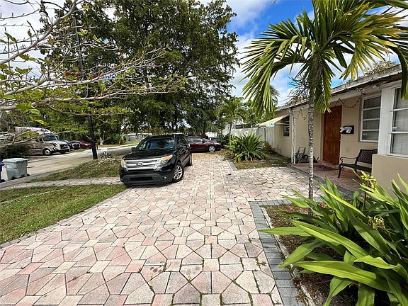 4th image of 1708 NE 50th Street