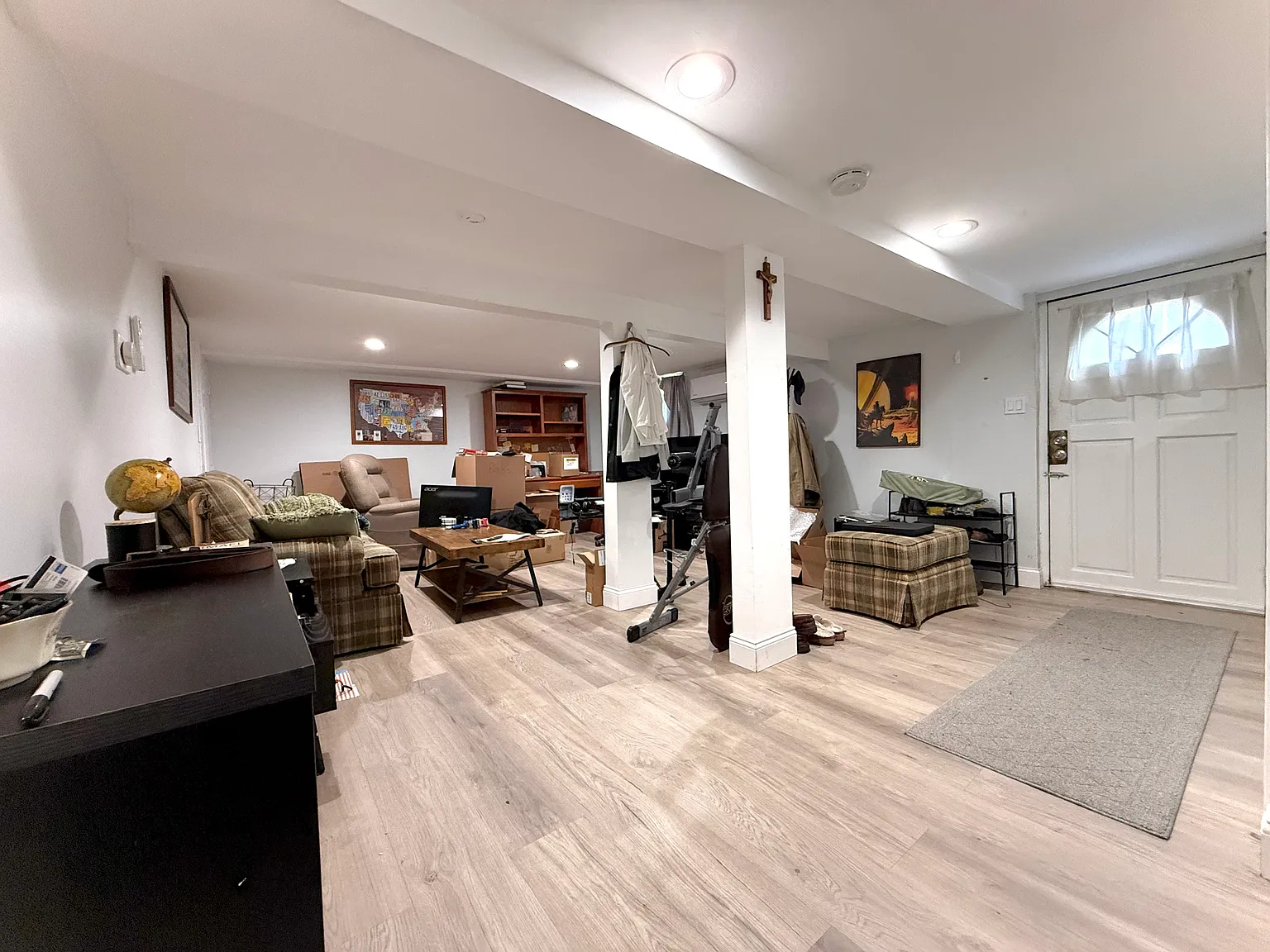 Brooksite Dr, Smithtown — Photo 2