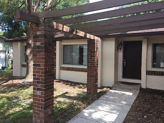 2nd image of 1061 Sonoma Ct