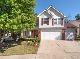 1371 Mosswoods Dr, Fenton, MO 63026