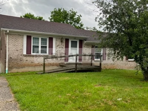 108 Oakwood Dr, Nicholasville, KY 40356