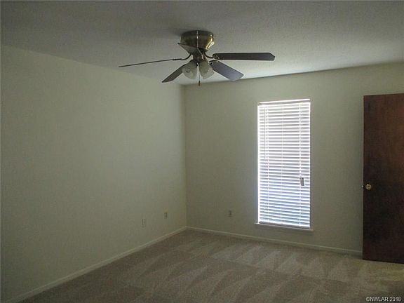 4th image of 110 Tooke Dr