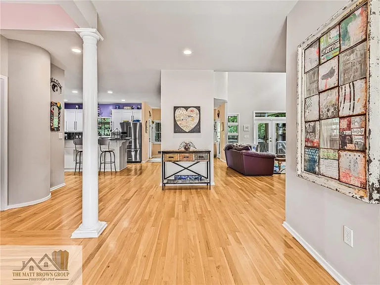 5177 Stratham Dr — Photo 3