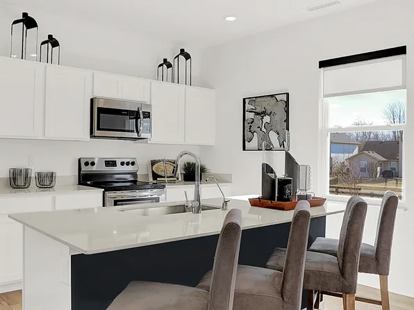 Victoria Plan, Noble Heights : Noble Heights Carriage