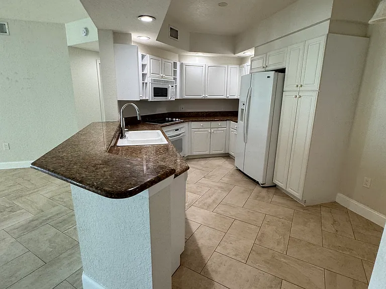 1170 Gulf Blvd #903 — Photo 6