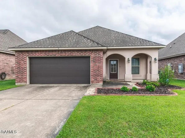 106 Kohen Luke Dr, Lafayette, LA 70506