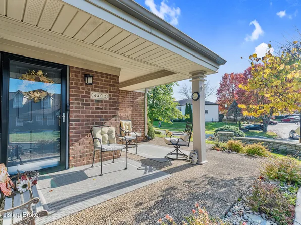 4402 Southbridge Ct, Louisville, KY 40272
