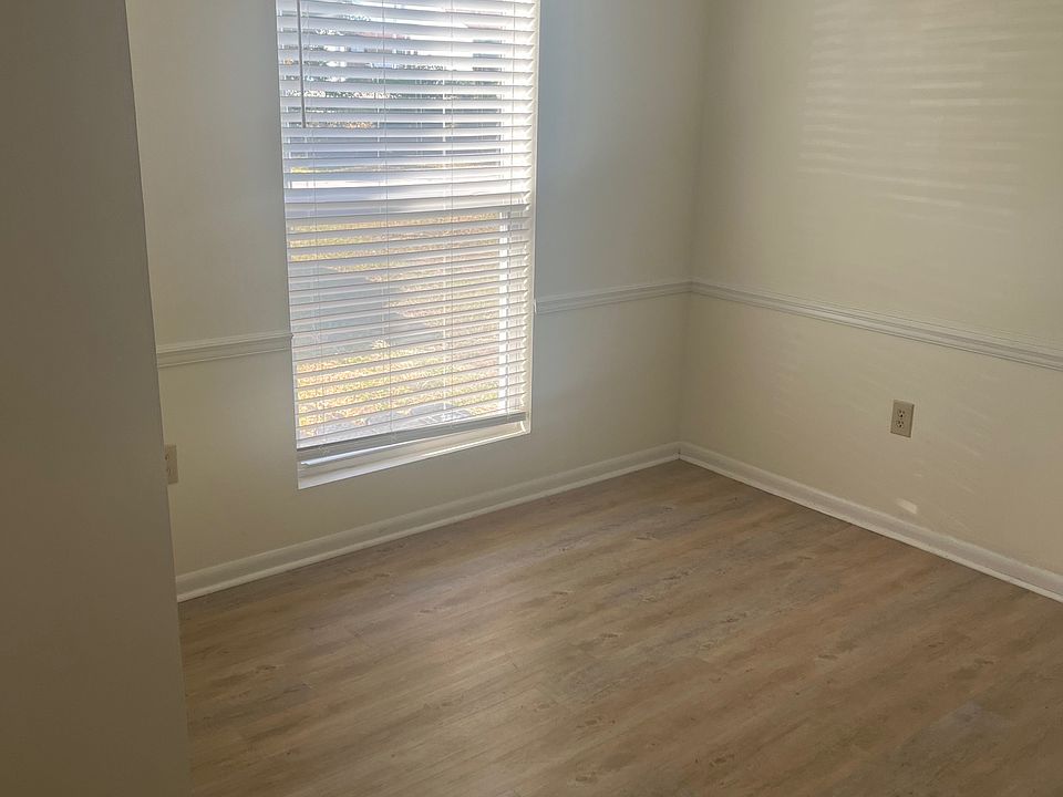 1st image of 3309 Bridges St APT 1