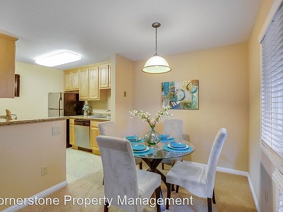 4th image of 83 Monte Verano Ct