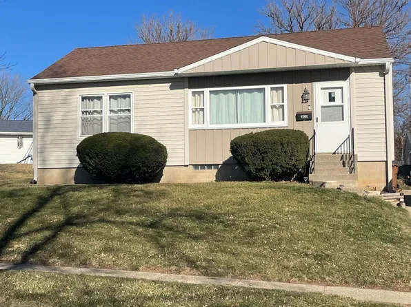 303 S Walnut St, Carroll, IA 51401