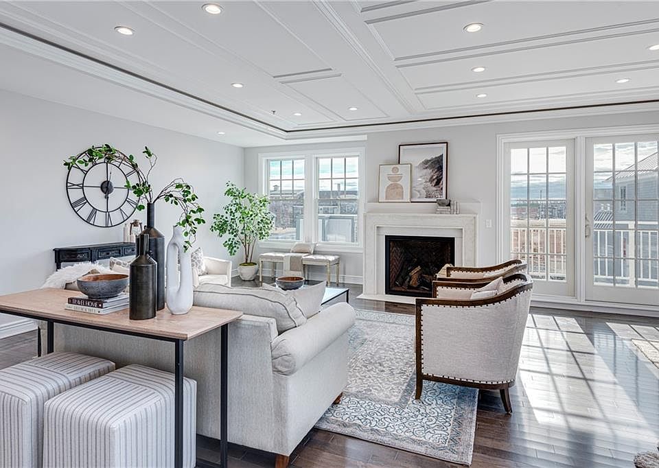 10 Brown And Howard Wharf #301, Newport, RI 02840 | Zillow