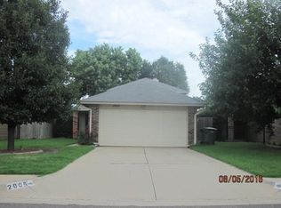 2005 Mark Rd, Edmond, OK 73003