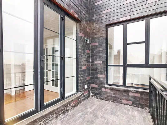 Rented by Bohemia Realty Group | media 47