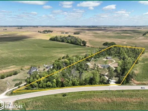 987 W Mount Vernon Rd, Mount Vernon, IA 52314