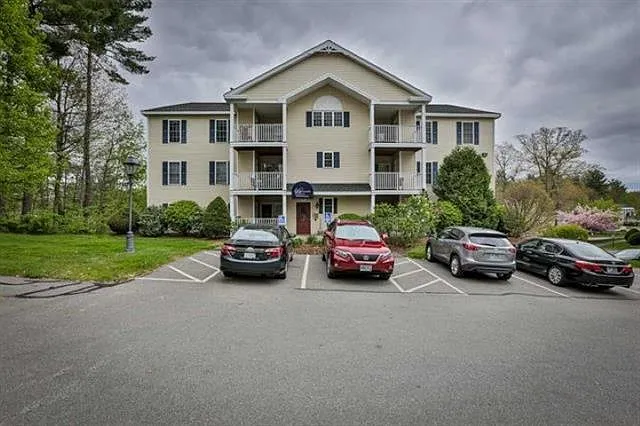9 Crosswoods Path Blvd #32