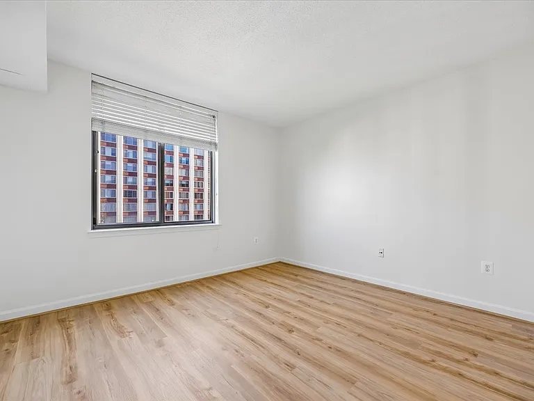 11710 Old Georgetown Rd #1029 — Photo 29