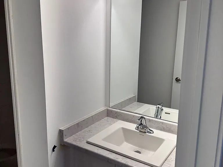 163 Hunt St N #101 — Photo 6