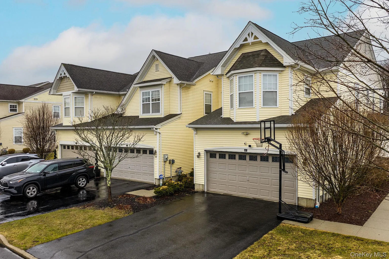 59 Woodside Knolls Drive photo 1