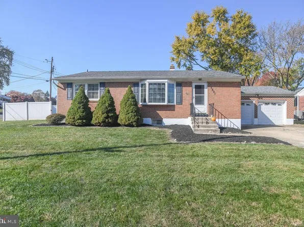 2801 Fairhope Rd, Wilmington, DE 19810