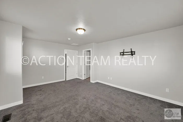 15142 S Wild Horse Way — Photo 13