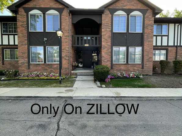29138 Wellington Rd W APT 85, Southfield, MI 48034