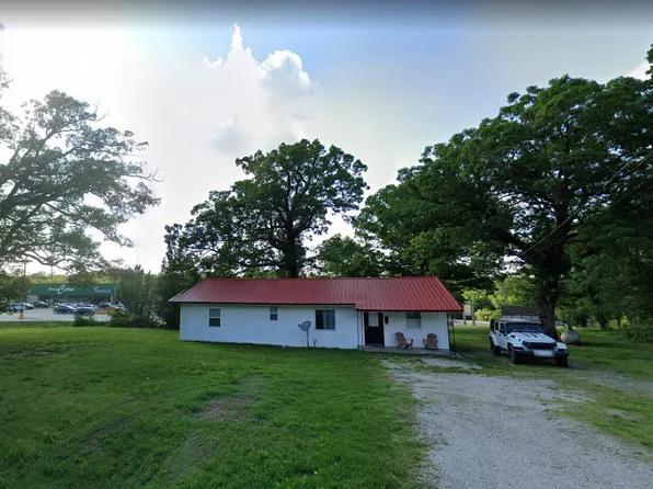 733 W Washington Street, Marshfield, MO 65706