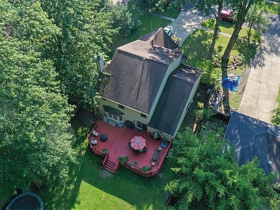 5th image of 964 Garford Ave