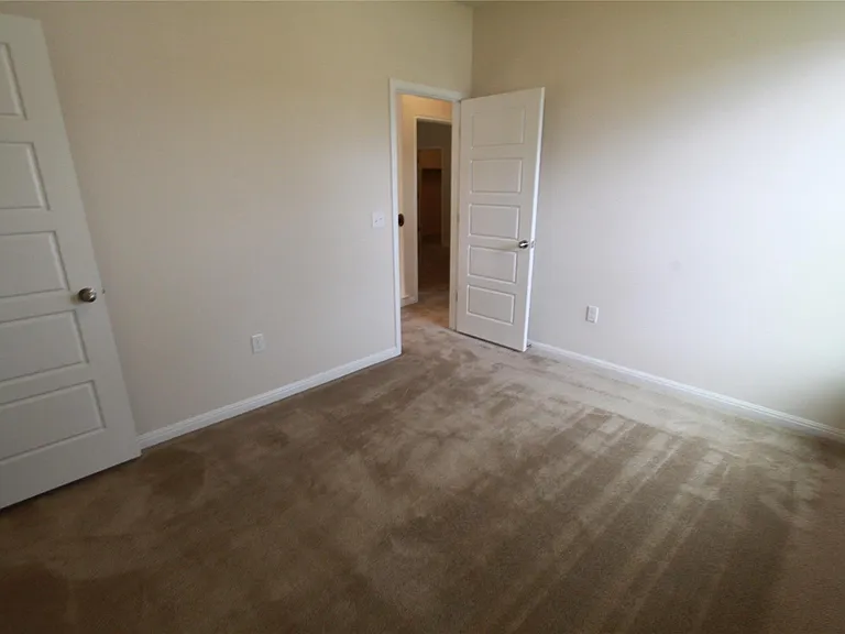 9304 Lost Bridge Ln — Photo 27