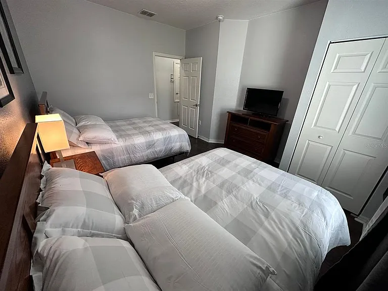 5368 Diplomat Ct #106 — Photo 27