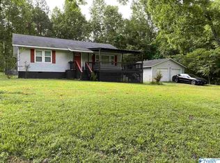 1748 Killingsworth Cove Rd, Gurley, AL 35748