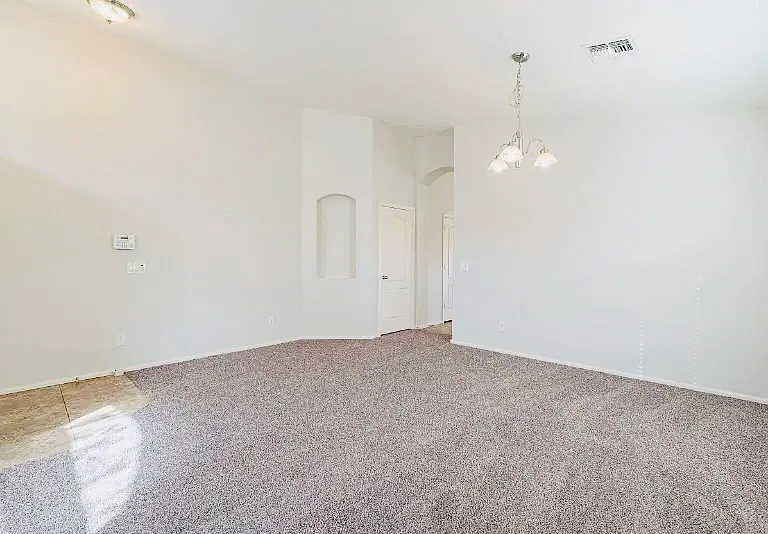 5040 S 235th Dr — Photo 23
