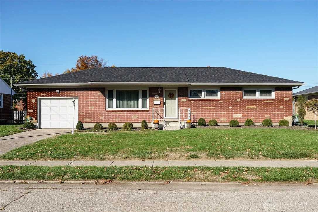 1438 Ronald Rd photo 1
