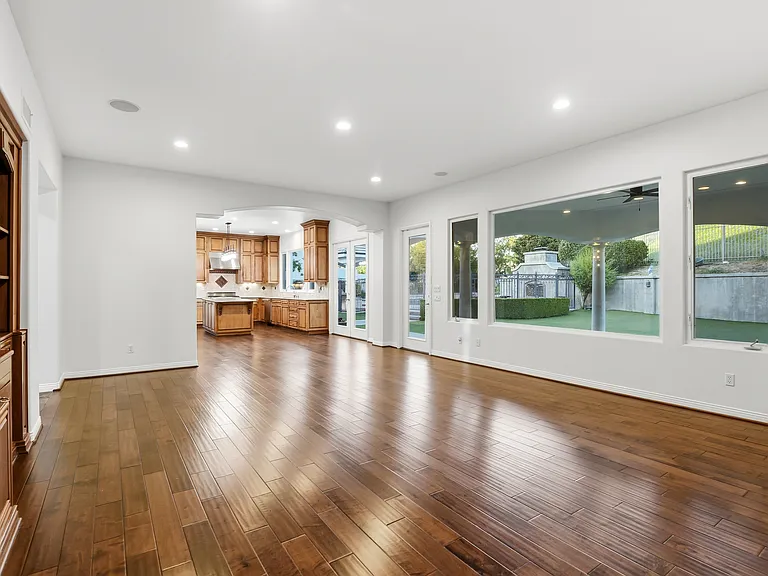 25301 Prado De Los Arboles #A — Photo 17