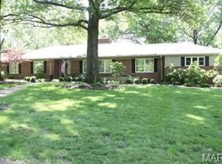 1 Devondale Ln, Saint Louis, MO 63131