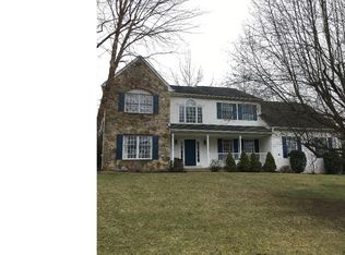 47 Stephen Dr, Glen Mills, PA 19342